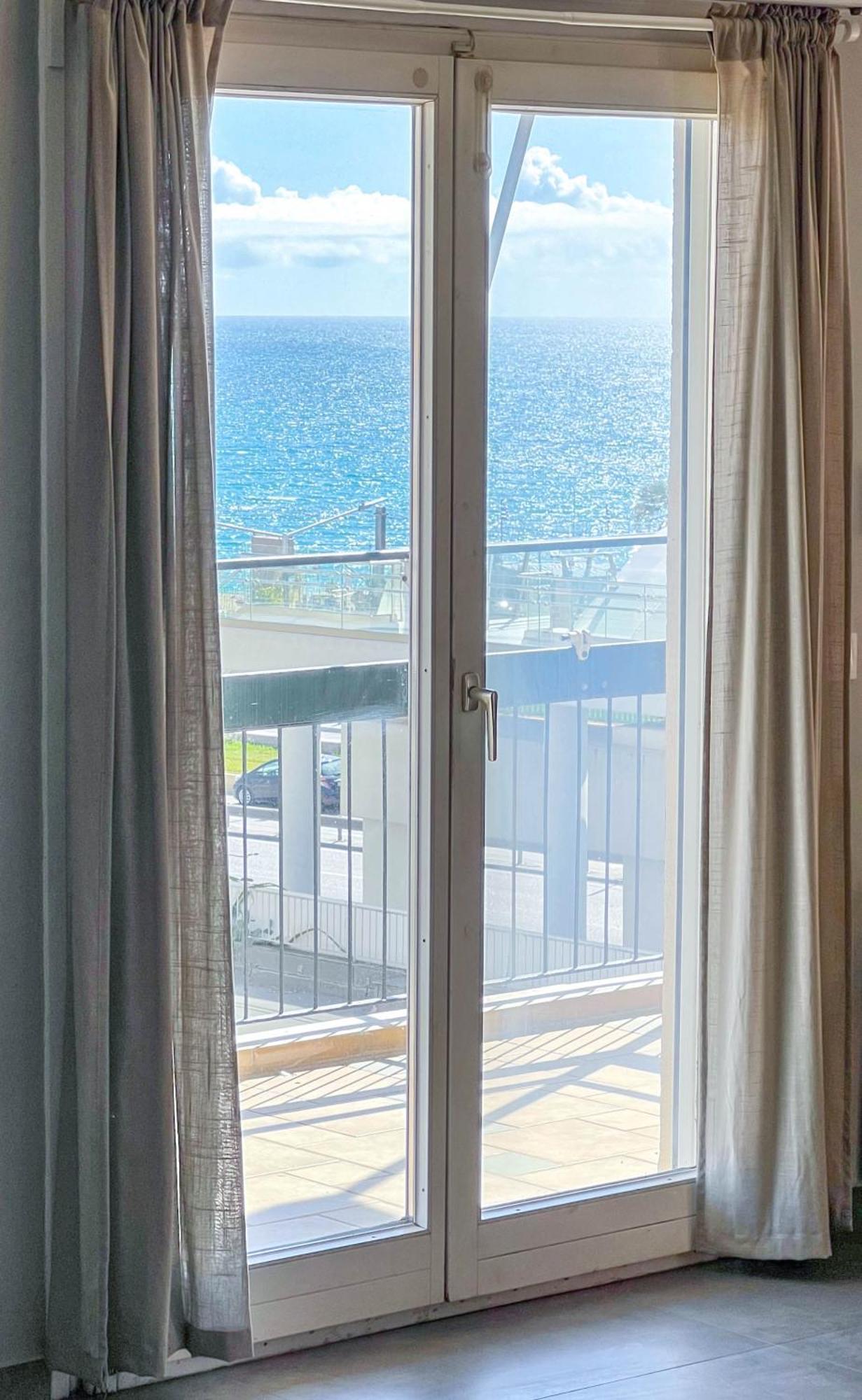 Alimos Sea View Family Apartment Афины Экстерьер фото